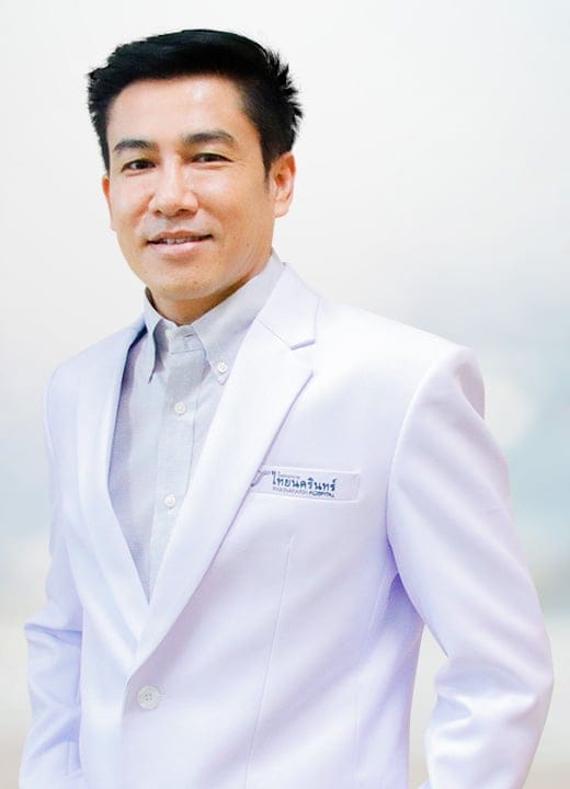 นพ. บำรุงศักดิ์ จันทน์แดง