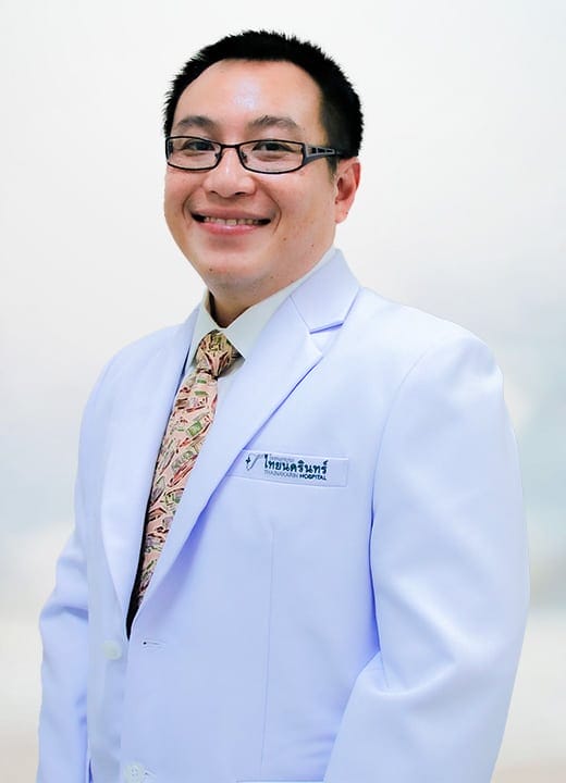 นพ. ปวีณ ธาดาดลทิพย์