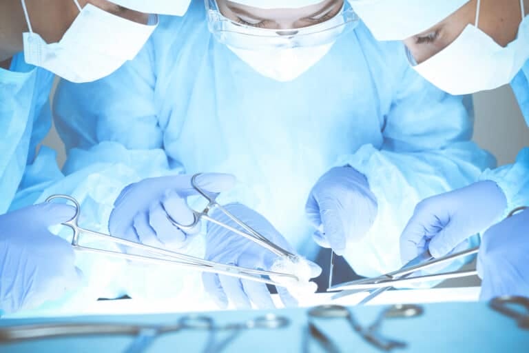 แผนกศัลยกรรม โรงพยาบาลไทยนครินทร์