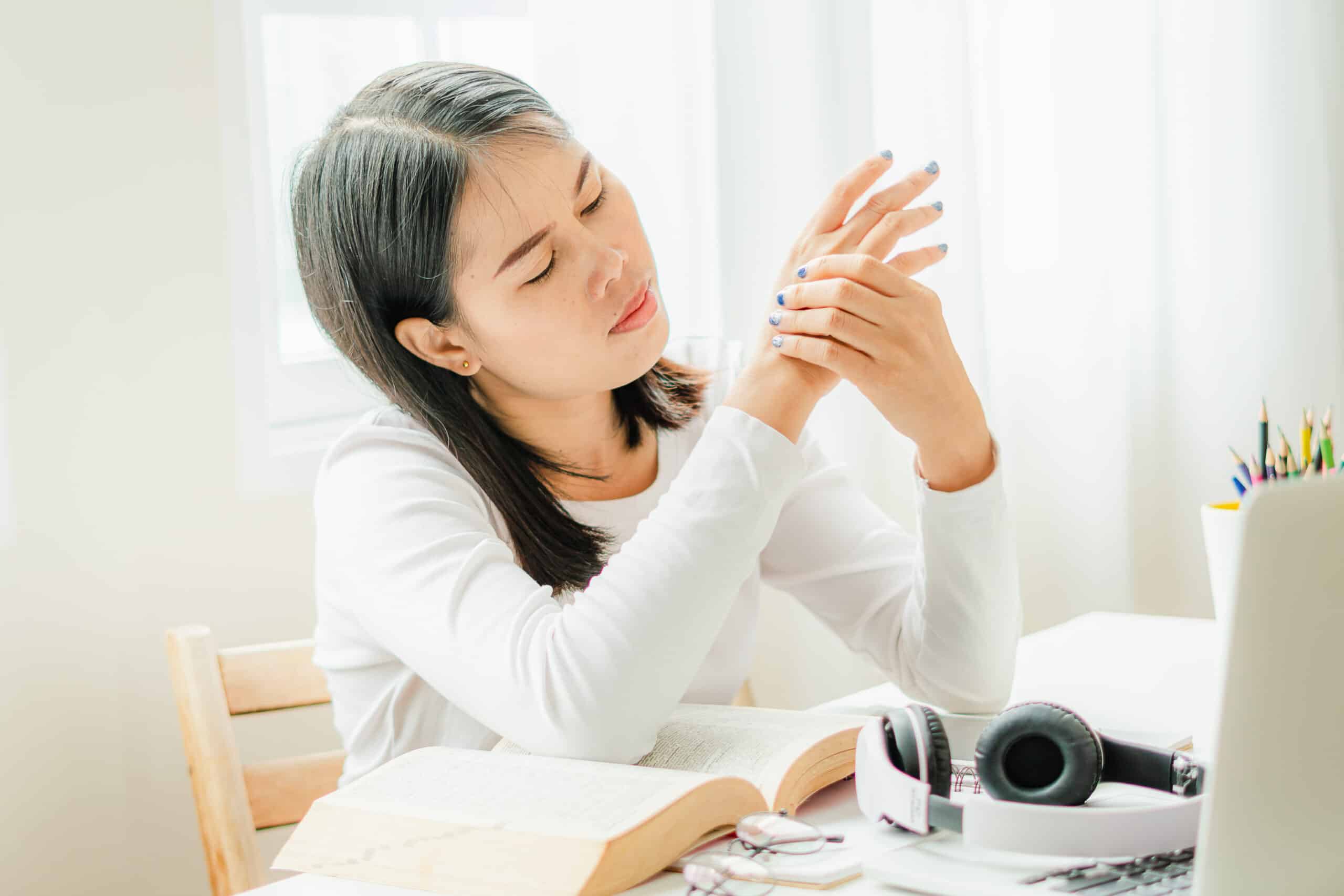 นิ้วล็อค Trigger Finger