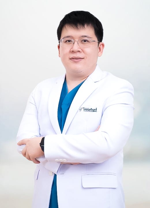 นพ.กิติพงษ์ เงาจารุวงศ์