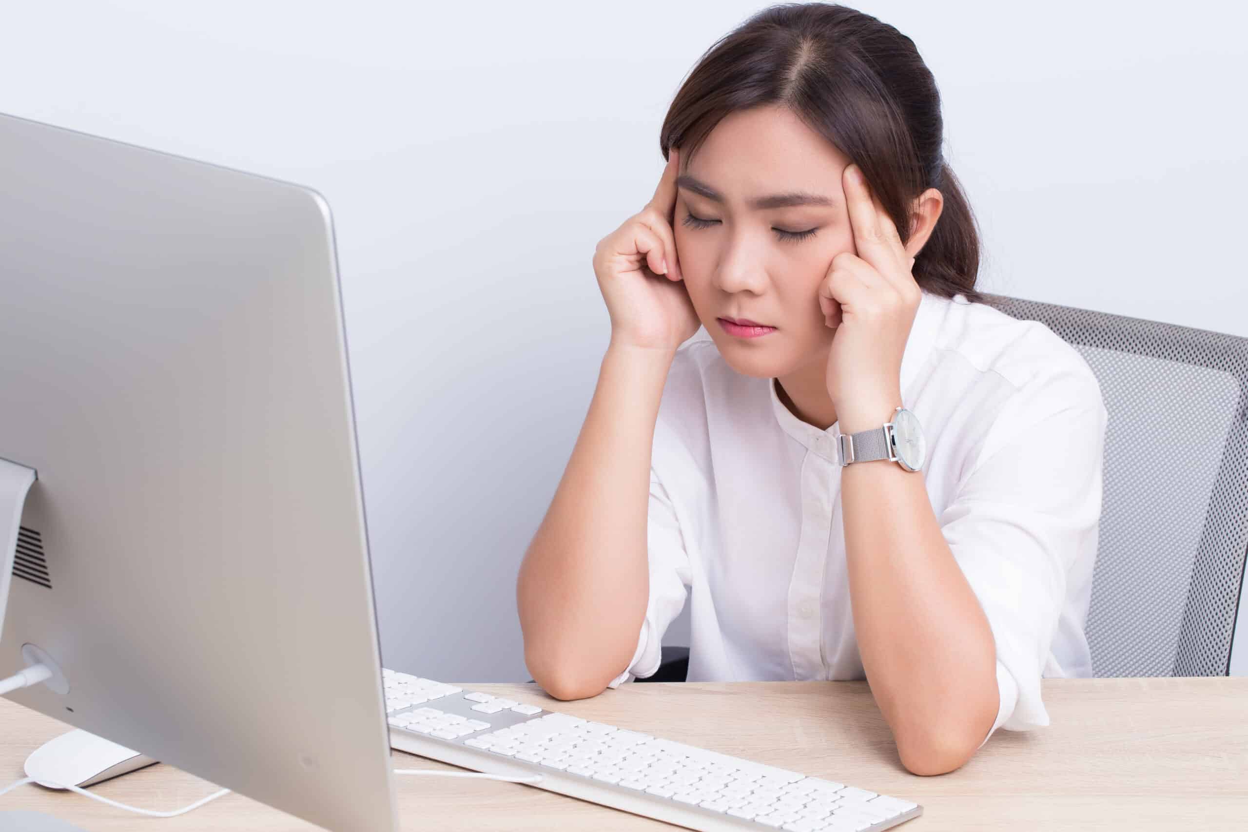 อาการปวดหัว จากแรงดันในโพรงกระโหลกศีรษะสูง