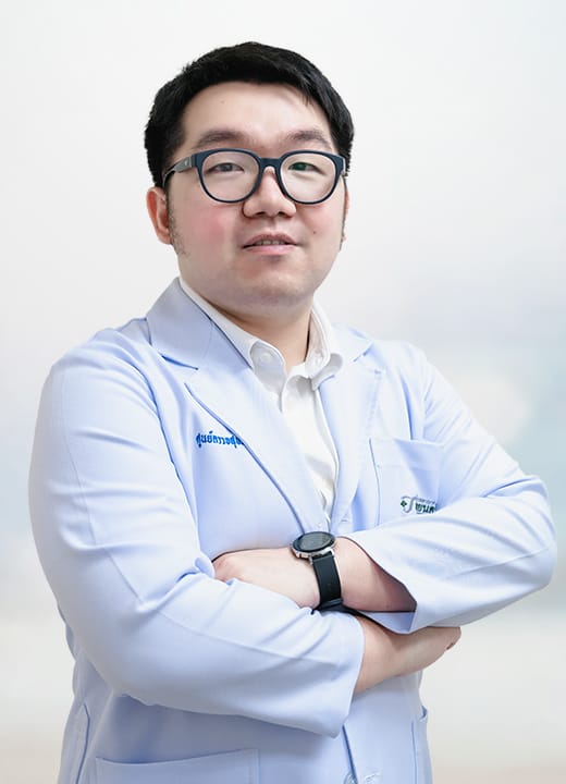 นพ.ภณสุต หรรษาจารุพันธ์