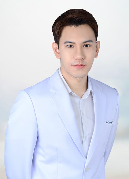 นพ.เอกชนก วัชรปัญจมาศ