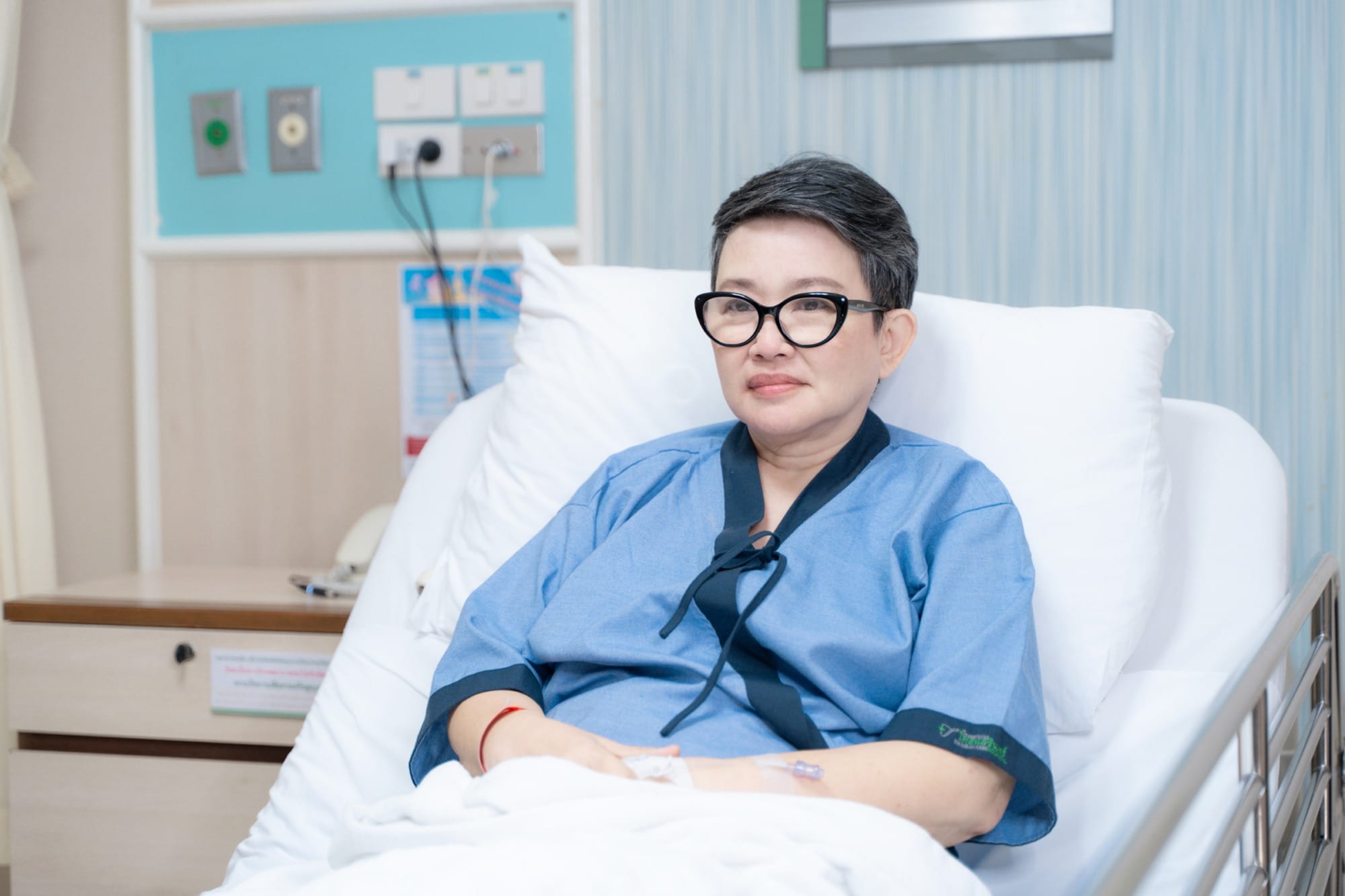 ประสบการณ์ ผ่าตัดเปลี่ยนข้อเข่าเทียม